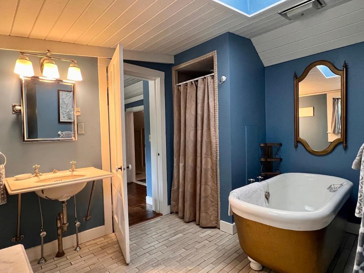 Barncastle Hotel Blue Hill Eksteriør billede